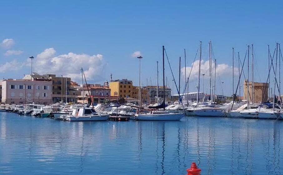 Apartamento Sperry'S House Porto Torres Exterior foto