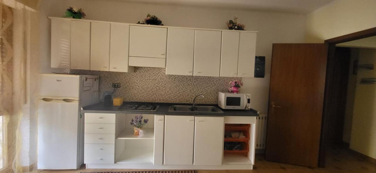 Apartamento Sperry'S House Porto Torres Exterior foto