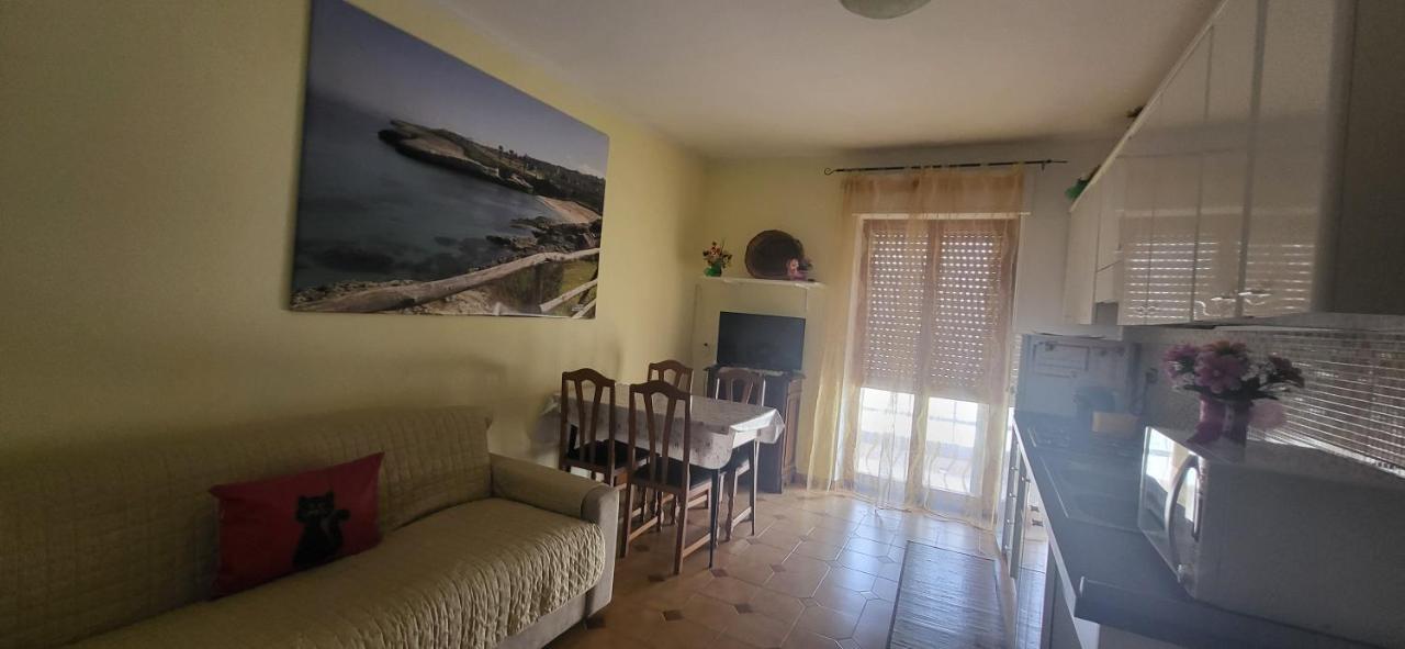 Apartamento Sperry'S House Porto Torres Exterior foto